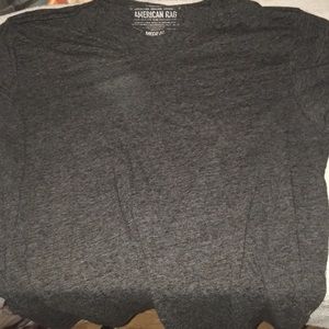 Grey tee shirt